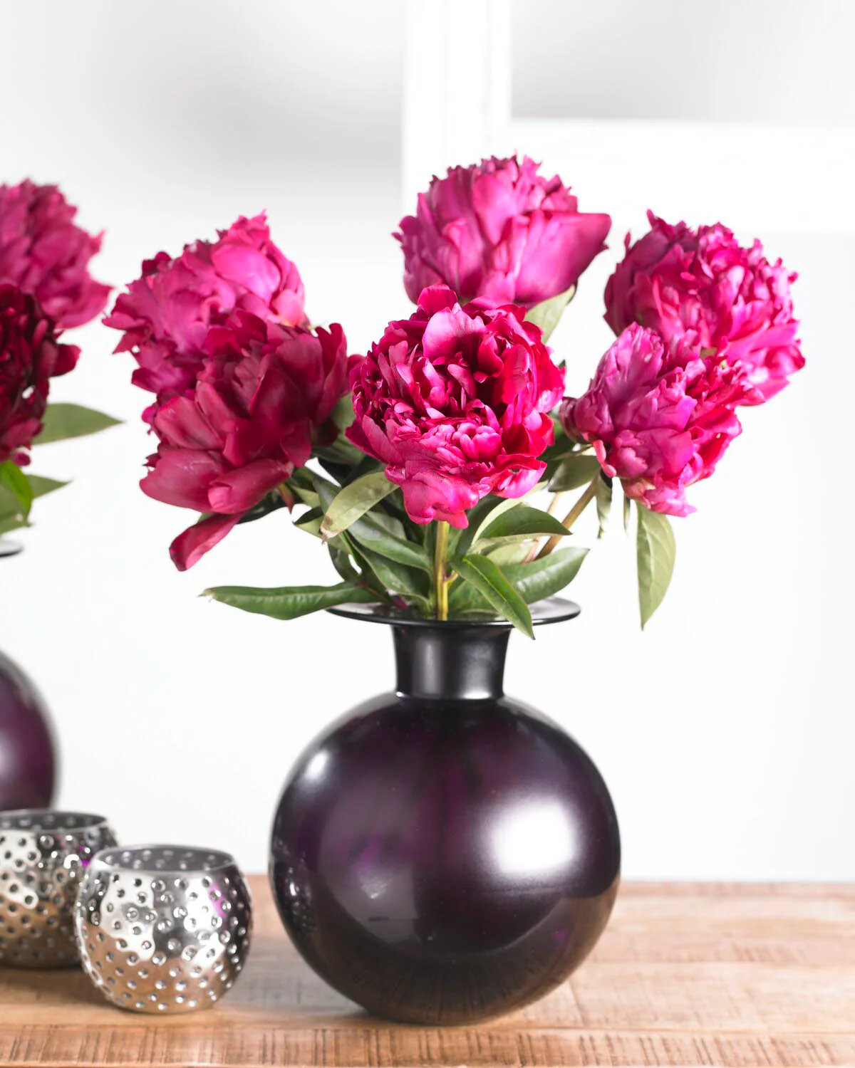 Paeonia 'Lady in Red' - Image 3